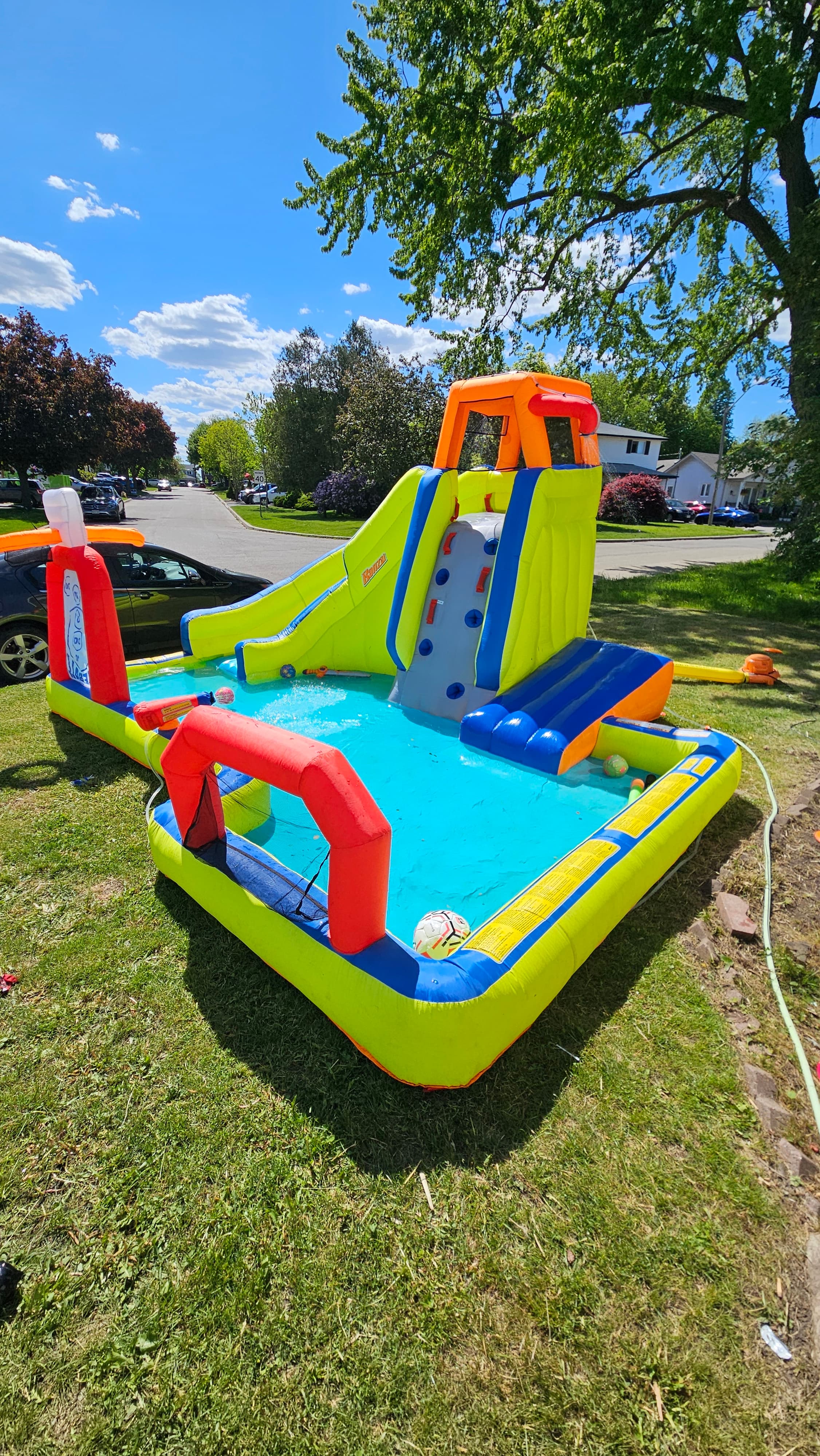 Inflatable water slide